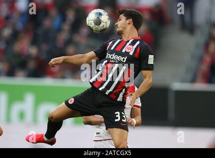 Düsseldorf, Deutschland. Februar 2020. Firo: 01.02.2020 Fußball, 2019/2020 1.Bundesliga: Fortuna Düsseldorf - Eintracht Frankfurt 1: 1 André Silva, Einzelaktion weltweite Nutzung Credit: Dpa/Alamy Live News Stockfoto