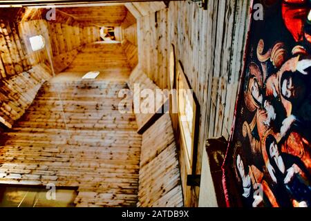 Innenansicht der orthodoxen Kirche am Sich, der Festung der Ukrainekozaks in der Nähe von Saporischschja, am Fluss Dnipro Stockfoto