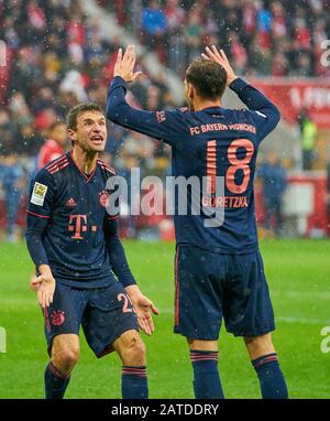 FCB-Feier Mit Thomas MUELLER, MÜLLER, FCB 25 Kingsley Coman, FCB 11 ...