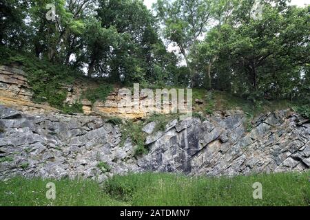 Die De la Beche Unkonformität in Vallis Vale, Somerset. Stockfoto