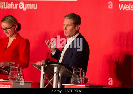 Cardiff, Wales, Großbritannien. Februar 2020. Cardiff, WALES, GROSSBRITANNIEN - 2. FEBRUAR 2020 - Keir Starmer spricht während der hektischen Labour-Führung in der Cardiff City Hall. Credit: Mark Hawkins/Alamy Live News Stockfoto