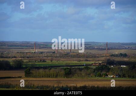Ein Blick über die alten Stewartby Ziegeleien von Houghton House Stockfoto