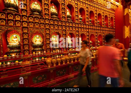 Singapur. Januar 2020. Innenansicht des Buddha-Zahnrelikus-Tempels Stockfoto