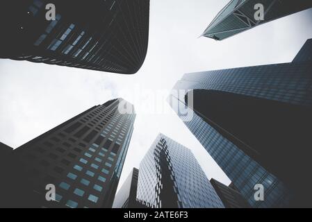 Klassisches stilisiertes Foto von Wolkenkratzern in San Francisco City, Kalifornien, USA. Stockfoto