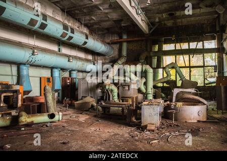 Ehemalige Jupiterfabrik in Pripyat, der Geisterstadt in der nach der Nuklearkatastrophe entstandenen Sperrzone von Tschernobyl Stockfoto