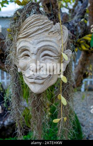 Weißer Tempel, Wat Rong Khun, Skary Mask, Chiang Rai, Thailand Stockfoto