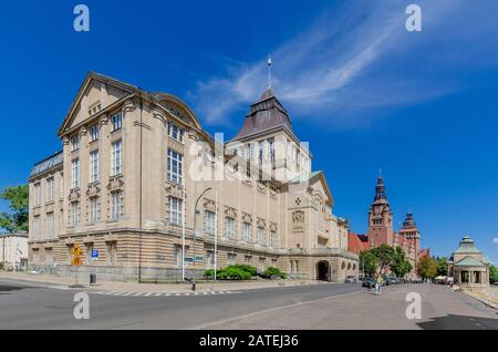 Szczecin, Provinz Westpomeran, Polen. Waly Chrobrego - Hakenterrasse. Stockfoto