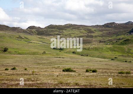 Moel Eilio Schiefersteinbrüche, die sich unterhalb der Hänge des Craig Ffynnon t Tals des Afon Porth-Llwyd oberhalb des Conwy Valley Snowdonia North Wales schmiegen Stockfoto