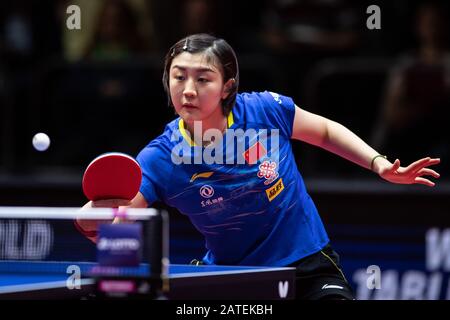 Magdeburg, Deutschland. Februar 2020. Tischtennis: German Open, Damen, Einzel, Finale, Chen (China) - Ding (China). Chen Meng in Aktion. Kredit: Swen Pförtner / dpa / Alamy Live News Stockfoto