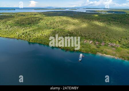 Luftaufnahme von Mbanika oder Banika Island, Russell Islands, Salomonen, Solomonen Sea Stockfoto