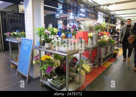 Drehkreuz U-Bahn-Markt am Columbus Circle, New York City, USA Stockfoto