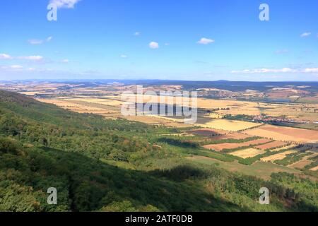 Malerische Aussicht vom Kyffhaeuser Denkmal in die Harzlandschaft Stockfoto