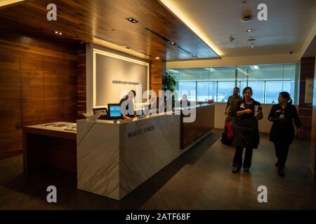 Eingang einer American Express Centurion Lounge am Flughafen SFO Stockfoto