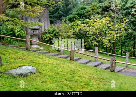 Pfad im japanischen Garten von San Francisco, Kalifornien. Stockfoto