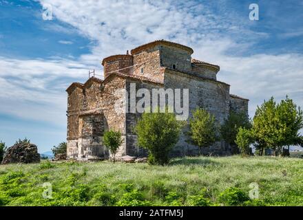 St. Nikolaus Kirche, 13. Jahrhundert, in der Nähe von Dorf Mesopotam, Albanien Stockfoto