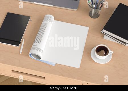 Leere Magazinseite. Arbeitsbereich mit Zeitschriftenmotiv auf dem Holztisch mit einer Tasse Kaffee. Seitenansicht Stockfoto