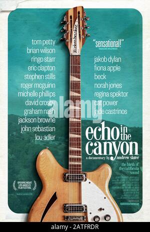 Echo in the Canyon (2018) unter der Regie von Andrew Slater und mit Lou Adler, Fiona Apple, The Beach Boys und The Byrds in den Hauptrollen. Dokumentation über die Musik aus dem Laurel Canyon Viertel in Los Angeles, Kalifornien in den 1960er Jahren. Stockfoto