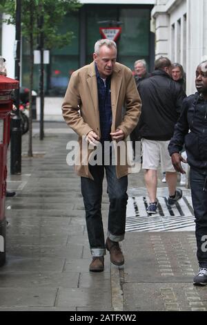 Norman Cook Fatboy Slim nur dropprd Kinder aus, um Mama auf BBC 01/06/2016 zu treffen (Bild©Jack Ludlam) Stockfoto