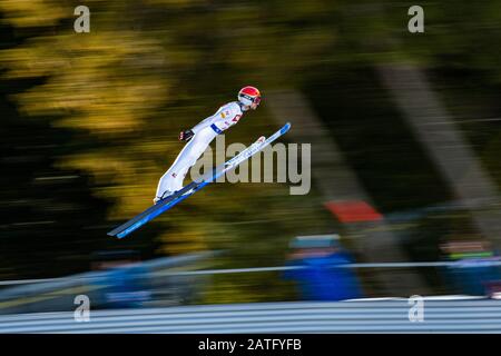 Seefeld, Österreich. Februar 2020. Lukas Greiderer von Österreich bei - VIESSMANN FIS-NORDISCHE KOMBINATION WELTCUP SEEFELD am 1. Februar 2020 in Seefeld, . Credit: Thomas Reiner/ESPA/Alamy Live News Stockfoto