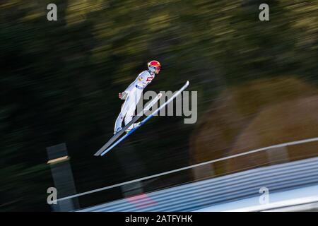 Seefeld, Österreich. Februar 2020. Lukas Greiderer von Österreich bei - VIESSMANN FIS-NORDISCHE KOMBINATION WELTCUP SEEFELD am 1. Februar 2020 in Seefeld, . Credit: Thomas Reiner/ESPA/Alamy Live News Stockfoto