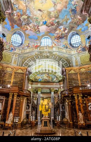 Die Staatshalle in der Österreichischen Nationalbibliothek, Wien, Österreich Stockfoto