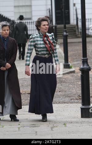 Howards End On Location with Tracey Ullman and Hayley atwell. Islington 5./2017 (Credit-Image©Jack Ludlam) Stockfoto