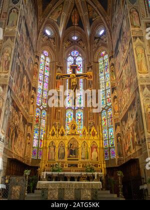 Basilica di Santa Croce Hauptaltar, Florenz Stockfoto