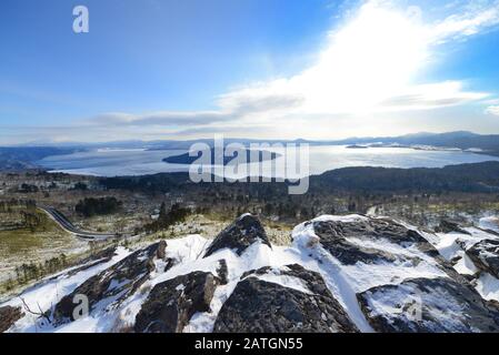 Blick auf den Kascharo-See vom Bihoro-Pass in Hokkaido, Japan. Stockfoto