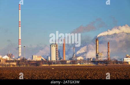 Werk mit Luftverschmutzung Stockfoto