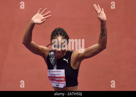 Trinec, Tschechien. Februar 2020. TYNITA BUTTS-TOWNSEND aus den USA tritt beim Hallen-Sporttreffen der Beskydy's Bar im Hochsprung am 2. Februar 2019 in Trinec, Tschechien, an. Kredit: CTK/Alamy Live News Stockfoto