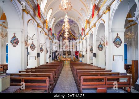 Blick in die Kathedrale von Immaculate Conception in Pondicherry. Aus einer Reihe von Reisefotos in Südindien. Fotodatum: Mittwoch, 8. Januar 2020 Stockfoto