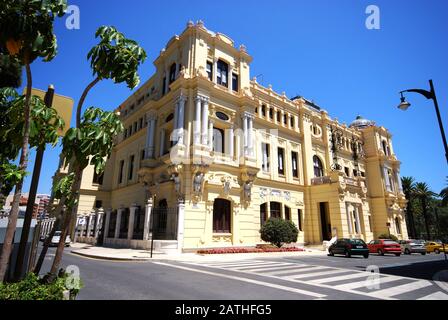 Blick auf das Rathaus im Stadtzentrum, Málaga, Provinz Málaga, Andalucia, Spanien, Westeuropa. Stockfoto