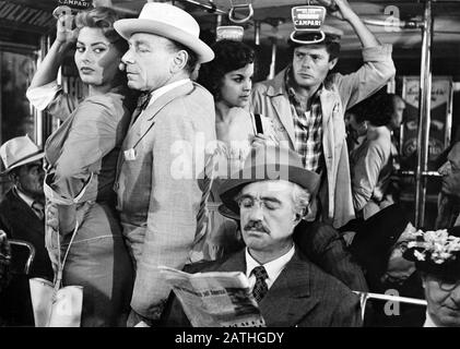 Peccato che sia una canaglia Jahr: 1955 Italien Direktor: Alessandro Blasetti Sophia Loren, Marcello Mastroianni, Vittorio De Sica Stockfoto