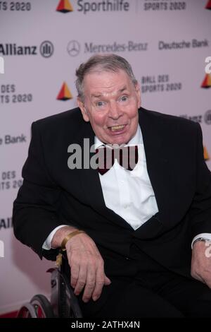 Wiesbaden, Deutschland. Februar 2020. Joachim Jo DECKARM, ehemaliger Handballspieler, roter Teppich, Red Carpet Show, Ball des Sports am 01.02.2020 in Wiesbaden Â Nutzung Worldwide Credit: Dpa/Alamy Live News Stockfoto