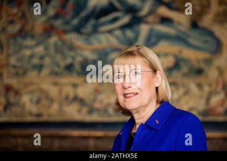 Essen, Deutschland. Februar 2020. Ursula Gather, Vorsitzende des Kuratoriums der Alfried-Stiftung von Bohlen und Halbach, in der Villa Hügel untergebracht. Credit: Rolf Vennenbernd / dpa / Alamy Live News Stockfoto