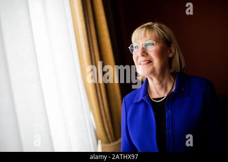 Essen, Deutschland. Februar 2020. Ursula Gather, Vorsitzende des Kuratoriums der Alfried-Stiftung von Bohlen und Halbach, in der Villa Hügel untergebracht. Credit: Rolf Vennenbernd / dpa / Alamy Live News Stockfoto