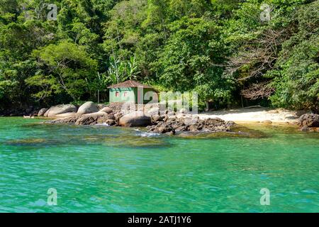 Grüne Lagune in Angra dos Reis, Rio de Janeiro, Brasilien Stockfoto