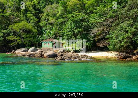 Grüne Lagune in Angra dos Reis, Rio de Janeiro, Brasilien Stockfoto