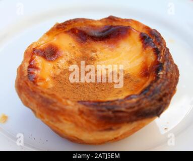 Pastell de Belem. Traditionl Lissabon Custard Tart Stockfoto