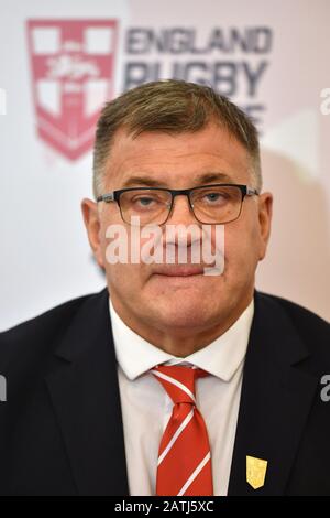 New England Cheftrainer Shaun Wane während der Pressekonferenz im University of Bolton Stadium. Stockfoto