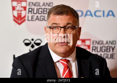 New England Cheftrainer Shaun Wane während der Pressekonferenz im University of Bolton Stadium. Stockfoto