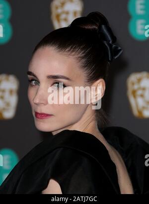 02. Februar 2020 - London, England, Großbritannien - Rooney Mara nimmt an den BAFTA Film Awards 2020, Royal Albert Hall, teilzunehmen Stockfoto