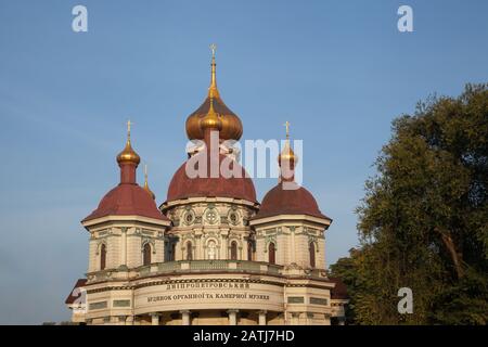 Haus der Orgel und Kammermusik in der Kathedrale St. Nikolaus (Brjansk), Organsaal in Dnepropetrowsk, Ukraine Stockfoto