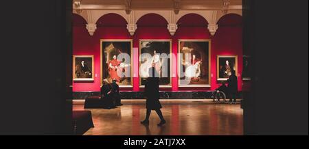 Ausstellung der Kunstsammlung von George IV in der Queens Gallery Buckingham Palace. Es ist eine öffentliche Kunstgalerie, die einige der besten Kunst der Welt zeigt Stockfoto