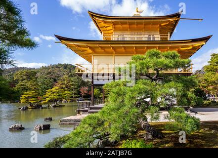 Kinkakuji Golden Temple in Kanazawa, Japan. Stockfoto