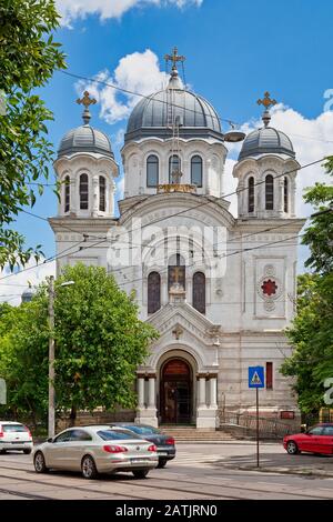 Die Nikolauskirche (rumänisch: Biserica Sfântul Nicolae) wurde am November 1904/05 in Bukarest, Rumänien, eingeweiht. Stockfoto