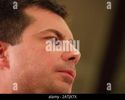 Des Moines, Vereinigte Staaten. Februar 2020. Der demokratische Präsidentschaftskandidat Pete Buttigieg wirbt vor den Iowa Caucuses. Credit: Sopa Images Limited/Alamy Live News Stockfoto