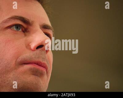 Des Moines, Vereinigte Staaten. Februar 2020. Der demokratische Präsidentschaftskandidat Pete Buttigieg wirbt vor den Iowa Caucuses. Credit: Sopa Images Limited/Alamy Live News Stockfoto