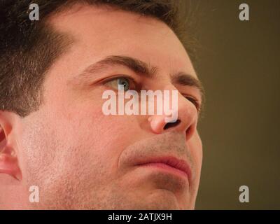 Des Moines, Vereinigte Staaten. Februar 2020. Der demokratische Präsidentschaftskandidat Pete Buttigieg wirbt vor den Iowa Caucuses. Credit: Sopa Images Limited/Alamy Live News Stockfoto