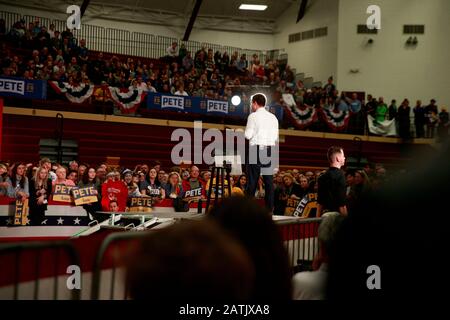 Des Moines, Vereinigte Staaten. Februar 2020. Der demokratische Präsidentschaftskandidat Pete Buttigieg wirbt vor den Iowa Caucuses. Credit: Sopa Images Limited/Alamy Live News Stockfoto